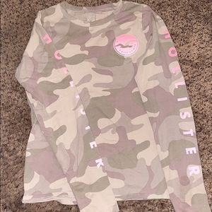 Hollister camo T-shirt